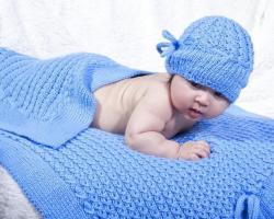 Всё про детские одеяла и пледы для новорожденных малышей
